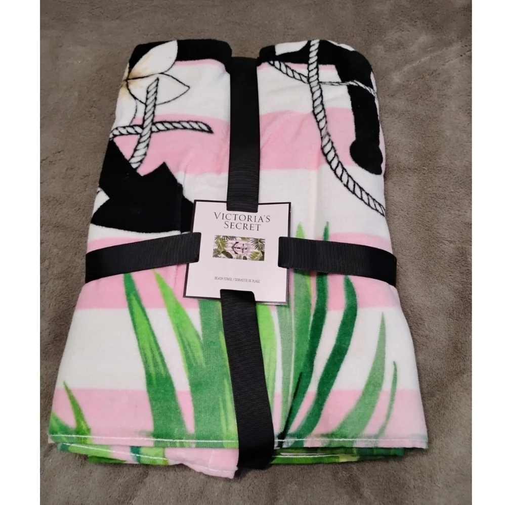 Victorias Secret Tropical Paradise Palm Anchor Pink beach towel RARE 30x64 NWT